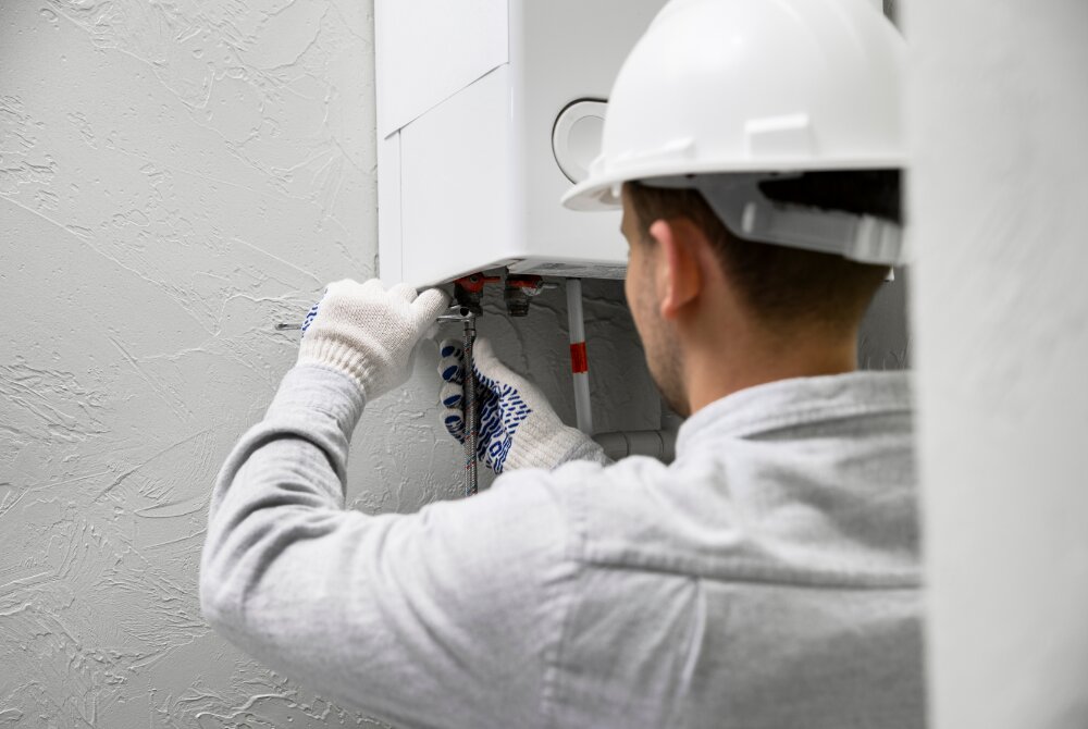 Water Heater Replacement Services Dubai | FirstPoint Service